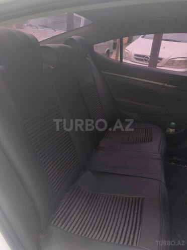Hyundai Avante 2016, 175,000 km - 1.6 l - Sumqayıt