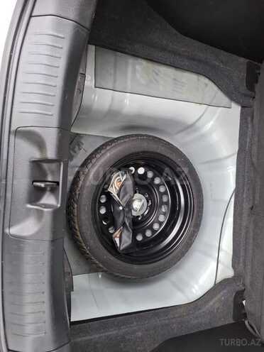 Nissan Tiida 2011, 110,000 km - 1.5 l - Naftalan