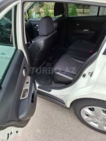 Nissan Tiida 2011, 110,000 km - 1.5 l - Naftalan