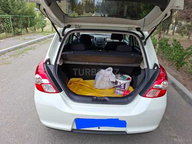 Nissan Tiida 2011, 110,000 km - 1.5 l - Naftalan