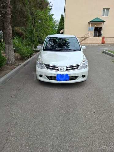 Nissan Tiida 2011, 110,000 km - 1.5 l - Naftalan