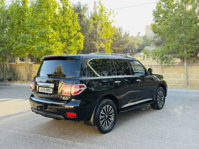 Nissan Patrol 2017, 124,000 km - 5.6 л - Bakı