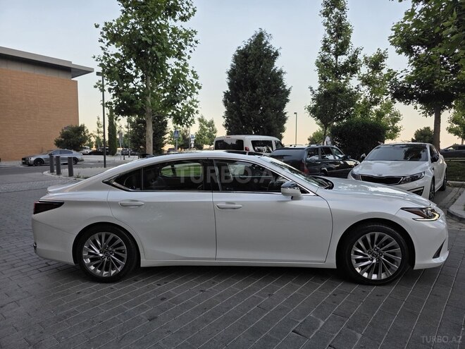 Lexus ES 250 2019, 95,000 km - 2.5 л - Bakı