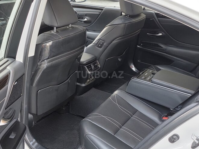 Lexus ES 250 2019, 95,000 km - 2.5 л - Bakı