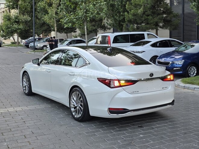 Lexus ES 250 2019, 95,000 km - 2.5 л - Bakı