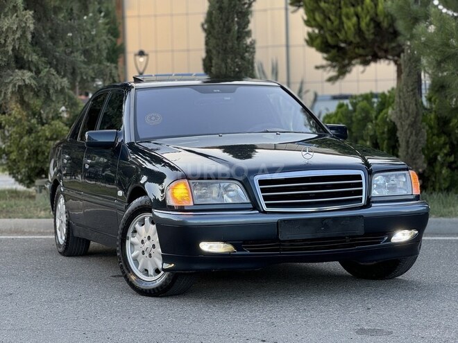 Mercedes C 230 2000, 362,000 km - 2.3 л - Saatlı