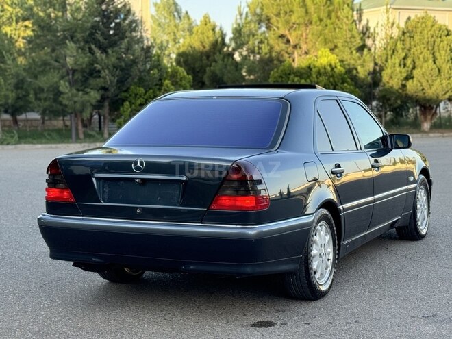 Mercedes C 230 2000, 362,000 km - 2.3 л - Saatlı