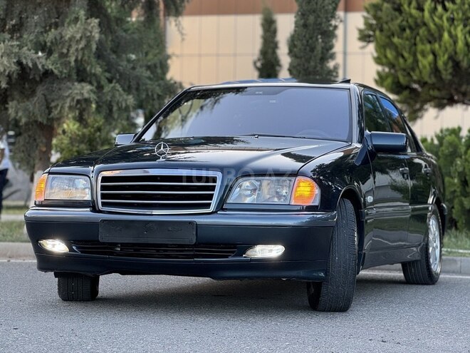 Mercedes C 230 2000, 362,000 km - 2.3 л - Saatlı