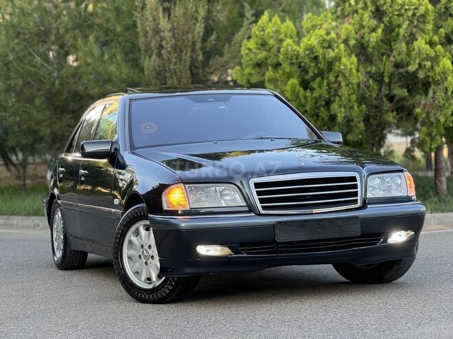 Mercedes C 230 2000, 362,000 km - 2.3 л - Saatlı