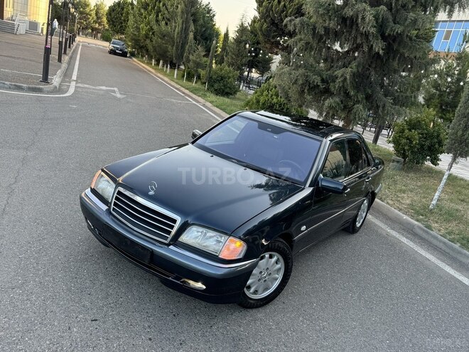 Mercedes C 230 2000, 362,000 km - 2.3 л - Saatlı
