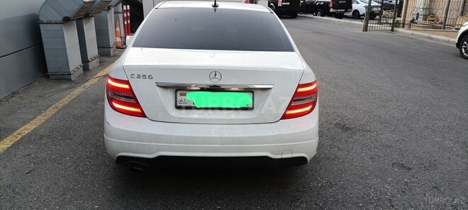 Mercedes C 250 2013, 184,000 km - 1.8 л - Bakı