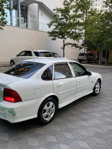Opel Vectra 1999, 489,628 km - 1.6 l - Bakı
