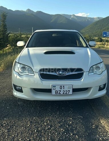 Subaru Legacy-1