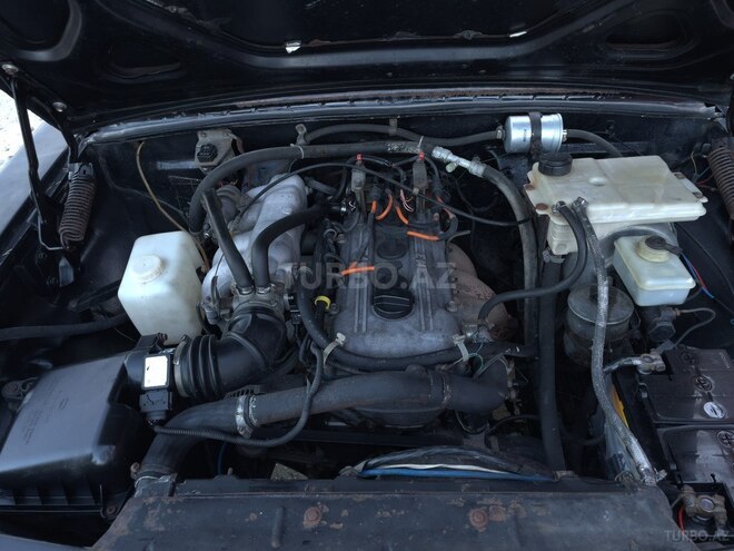 GAZ 24 1988, 164,300 km - 2.5 l - Bakı