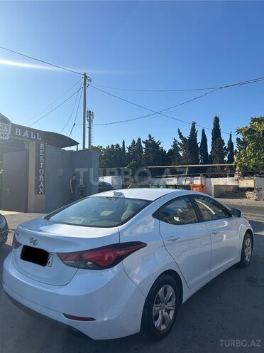 Hyundai Elantra 2015, 257,915 km - 1.8 л - Bakı