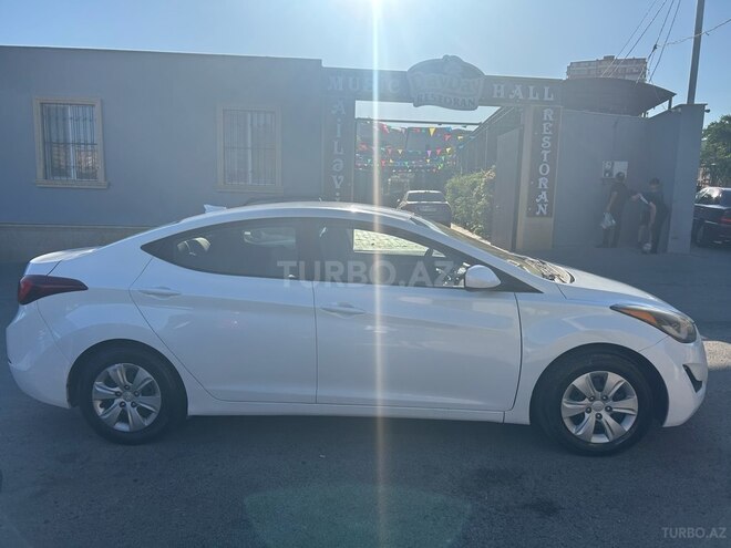 Hyundai Elantra 2015, 257,915 km - 1.8 л - Bakı