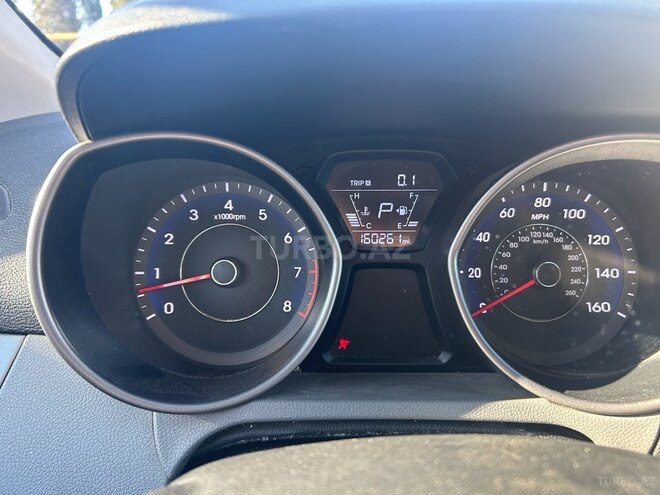 Hyundai Elantra 2015, 257,915 km - 1.8 л - Bakı