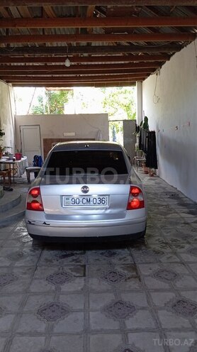 Volkswagen Passat 2002, 436,000 km - 2.0 l - Gəncə
