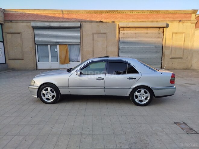 Mercedes C 180 1995, 295,365 km - 1.8 l - Bakı