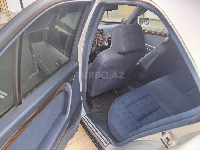 Mercedes C 180 1995, 295,365 km - 1.8 l - Bakı