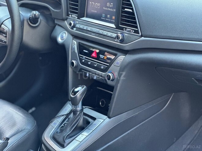 Hyundai Avante 2015, 151,000 km - 1.6 l - Bakı
