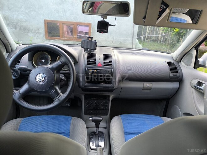 Volkswagen Polo 2001, 202,750 km - 1.4 l - Şəki