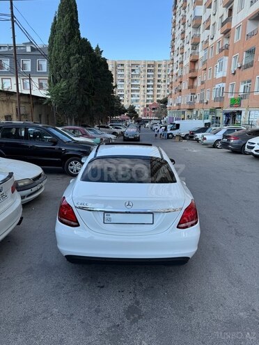 Mercedes C 200 d 2015, 82,000 km - 1.6 l - Bakı