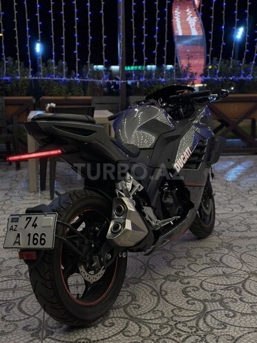 C.Moto CM250R-HY-8