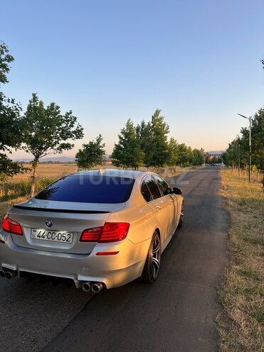 BMW 528 2016, 200,000 km - 2.0 l - Masallı