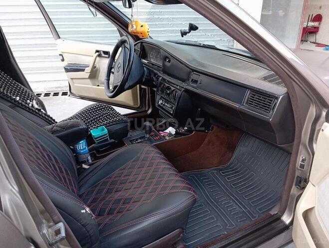 Mercedes 190 1989, 40,204 km - 2.0 l - Gəncə
