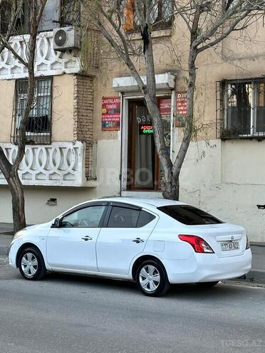 Nissan Sunny 2013, 168,000 km - 1.5 л - Bakı