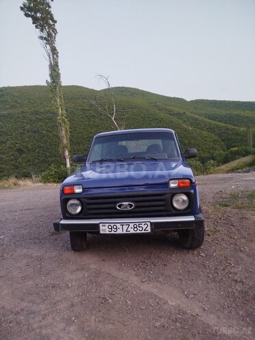 LADA (VAZ) Niva 1999, 235,000 km - 1.7 l - Tovuz