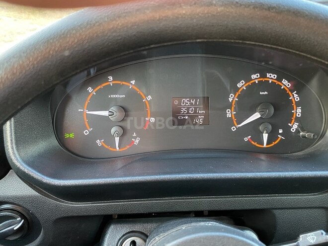 LADA (VAZ) Niva 2024, 3,512 km - 1.7 l - Füzuli