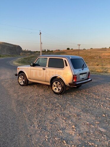 LADA (VAZ) Niva 2024, 3,512 km - 1.7 l - Füzuli