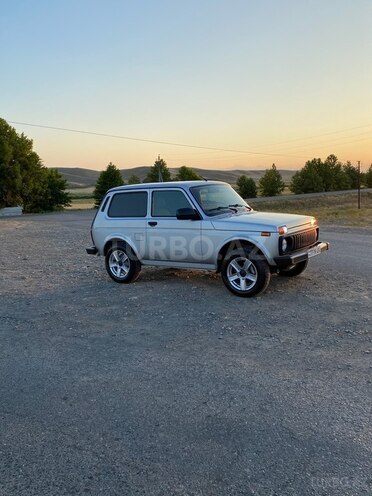 LADA (VAZ) Niva 2024, 3,512 km - 1.7 l - Füzuli