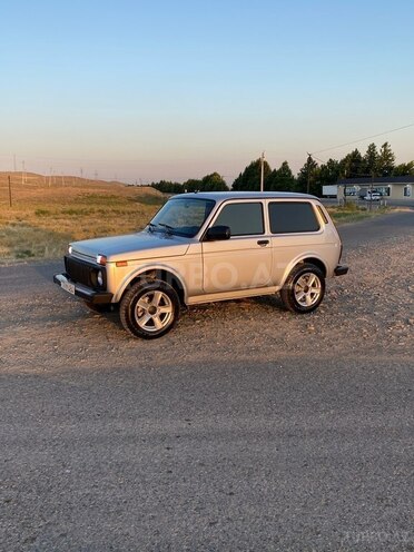 LADA (VAZ) Niva 2024, 3,512 km - 1.7 l - Füzuli