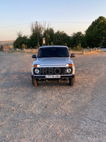 LADA (VAZ) Niva 2024, 3,512 km - 1.7 l - Füzuli