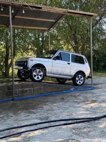 LADA (VAZ) Niva 2024, 3,512 km - 1.7 l - Füzuli