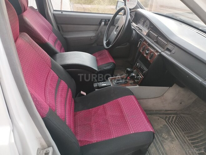 Mercedes 190 1992, 268,000 km - 2.0 л - Bakı