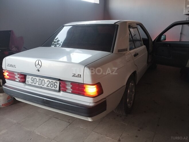Mercedes 190 1992, 268,000 km - 2.0 л - Bakı