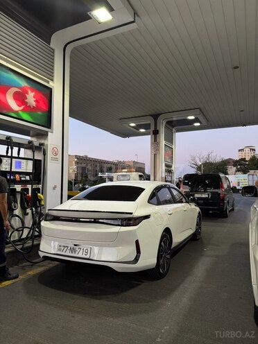 Changan Qiyuan A05 2025, 5,000 km - 1.5 л - Bakı