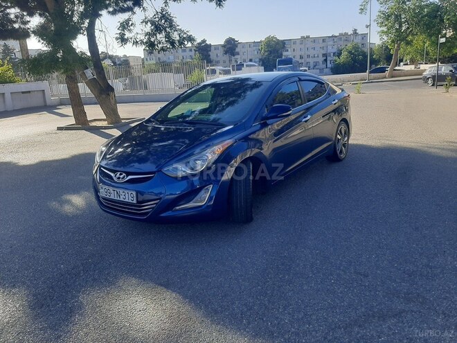 Hyundai Elantra-9