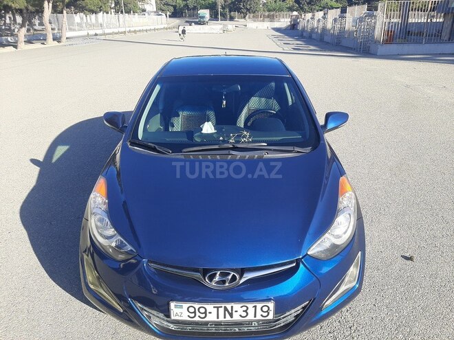 Hyundai Elantra-7