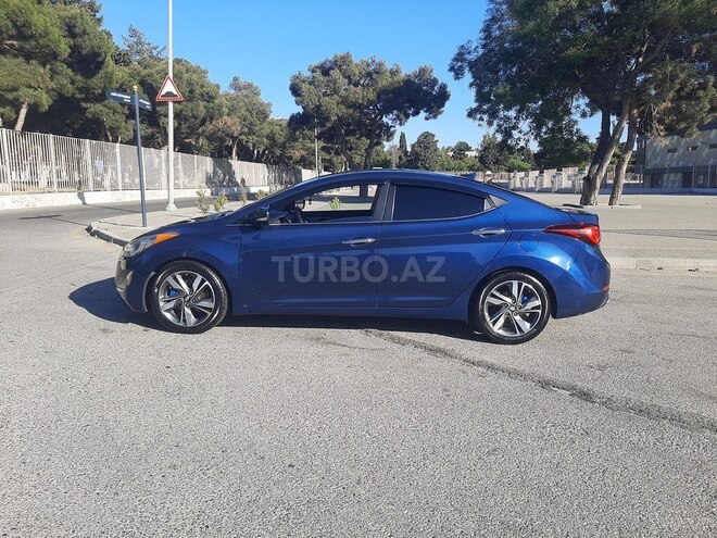 Hyundai Elantra-20