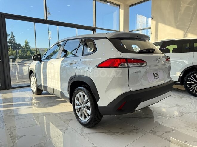 Toyota Corolla Cross-3