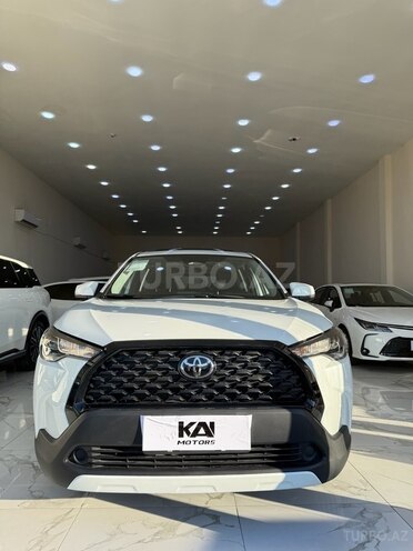 Toyota Corolla Cross-1