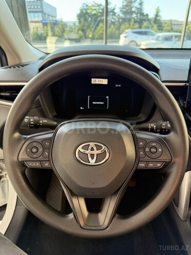 Toyota Corolla Cross-12