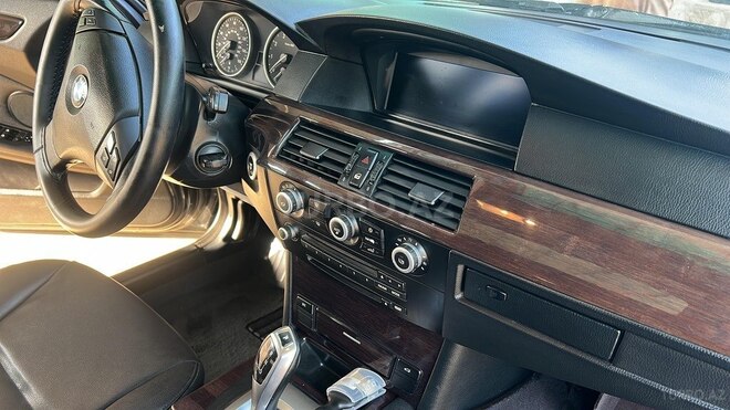 BMW 528 2008, 260,000 km - 3.0 l - Şirvan