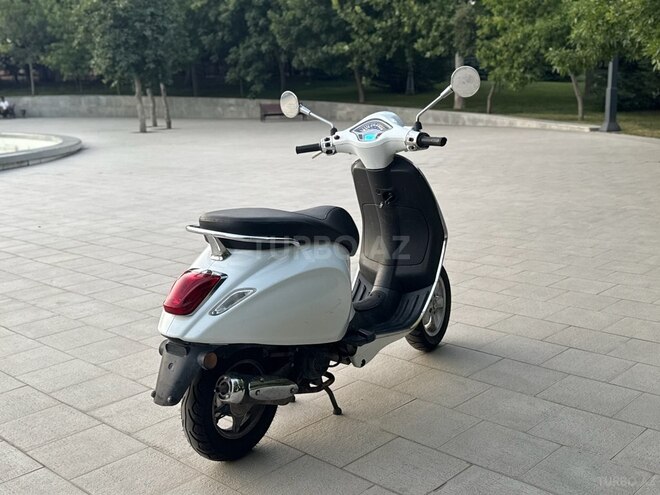 Vespa  2020, 8,000 km - 0.1 l - Bakı