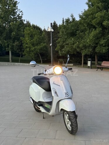 Vespa  2020, 8,000 km - 0.1 l - Bakı
